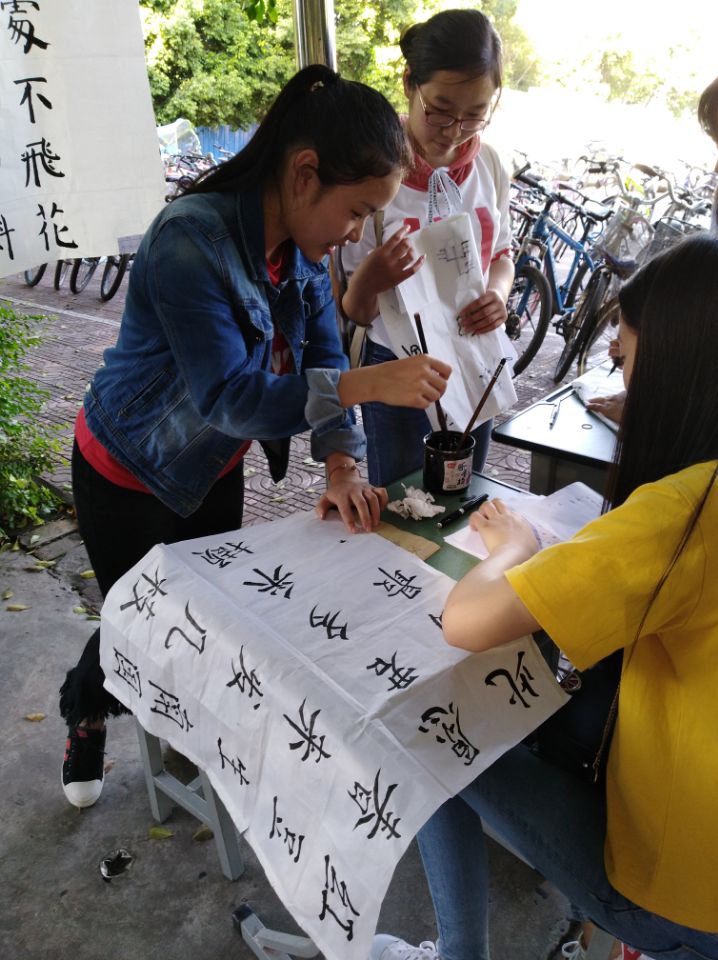 CAED56B4ED35C3D2C21B603E36F09054.jpg